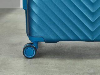 Rock Luggage Infinity 8-Wheel Hardshell Trolley Suitcase - Image 15